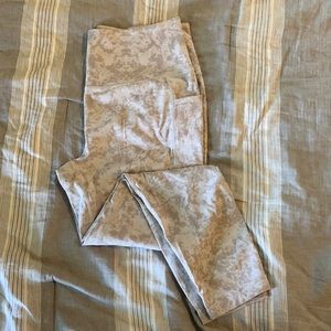 NWOT Eddie Bauer leggings